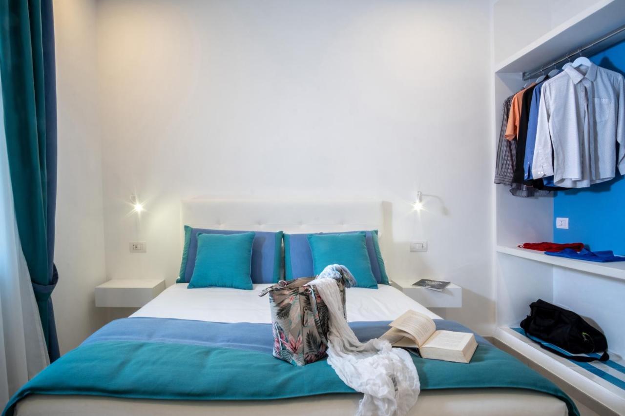 Leone Rosso Apartments Сорренто Экстерьер фото