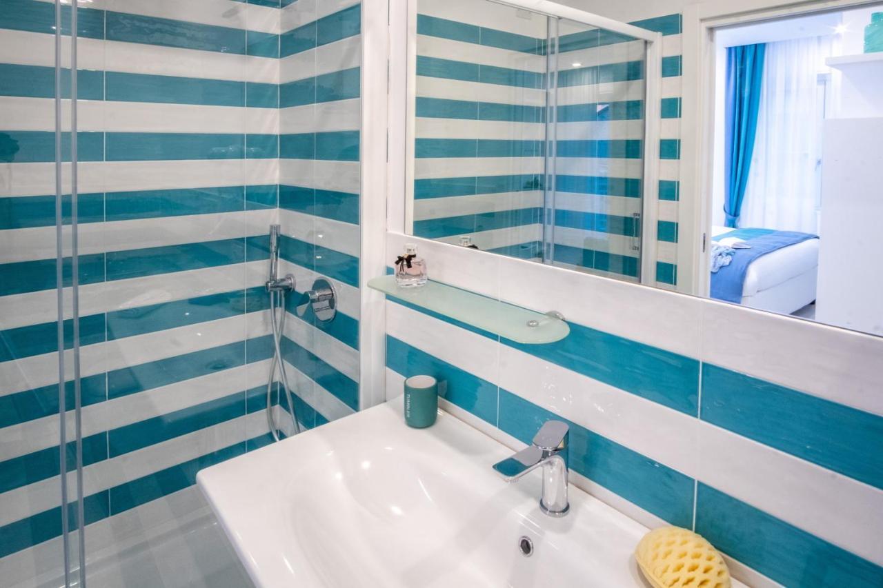 Leone Rosso Apartments Сорренто Экстерьер фото